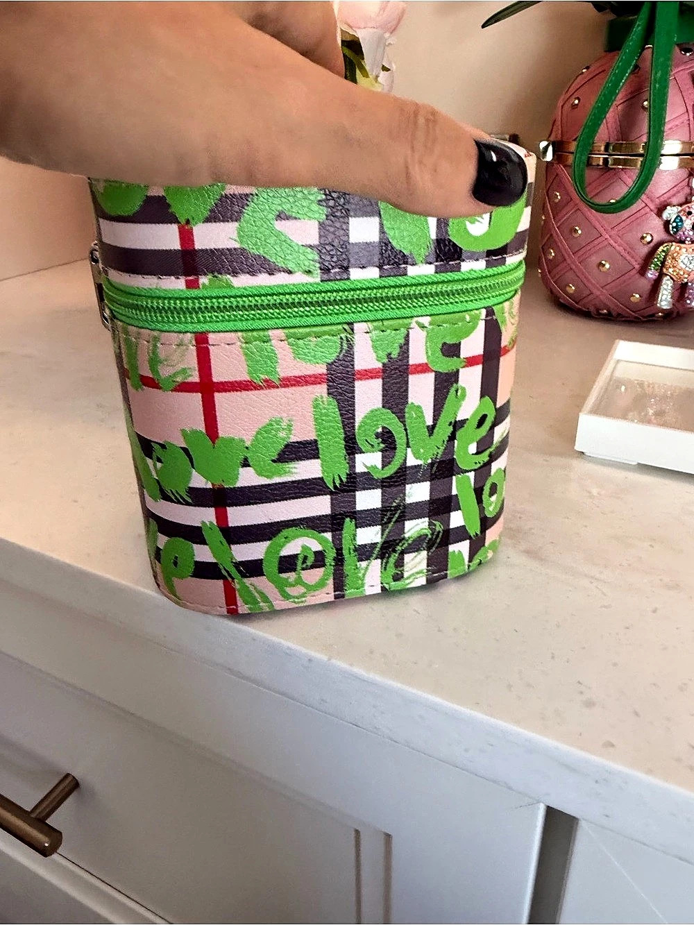 Graffiti Plaid Train Case Cosmetic Case in Green and checkered plaid NEW FRESH! - Picture 11 of 16